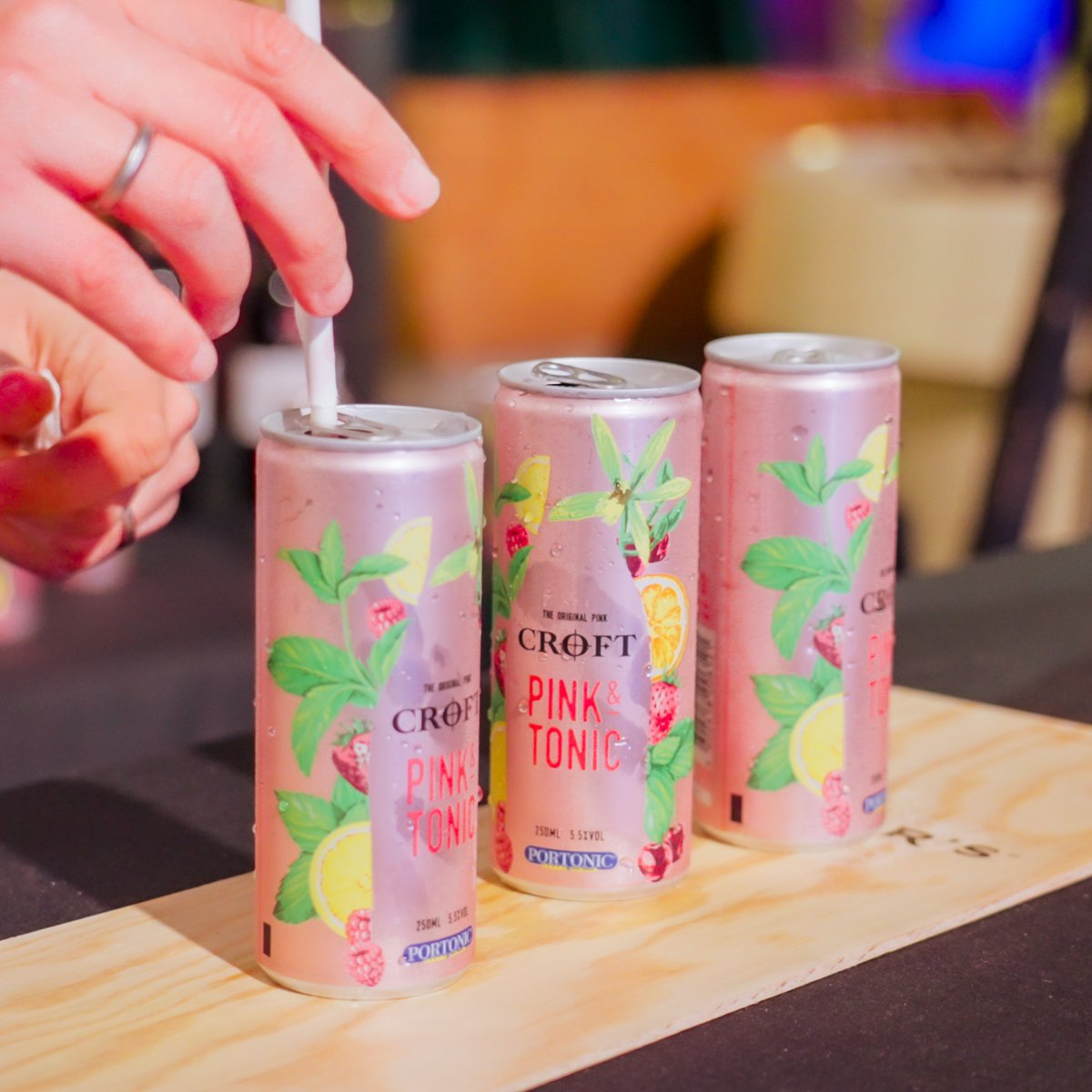CroftPink's tweet photo. Ainda a pensar naquela noite glamorosa dos Óscares! ✨🎬

-

Still thinking about that glamorous evening at the Óscares! ✨🎬

-

#croftpink #croftport #croftpinkandtonic #roseport #oscares2024 #oscars2024 #oscars #centrocolombo #lisbon #lisboa #cinema https://t.co/94sA8O1lFt