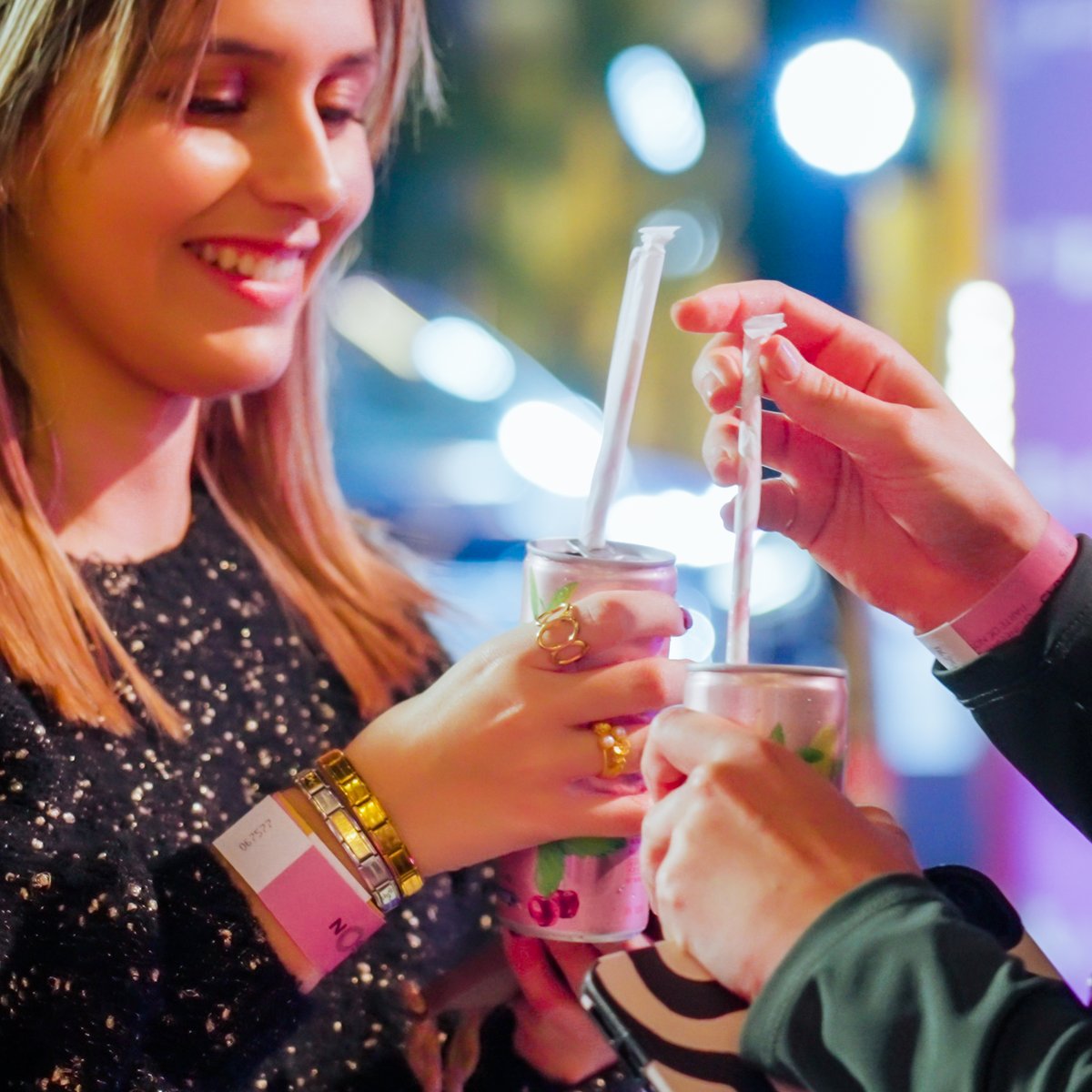 CroftPink's tweet photo. Ainda a pensar naquela noite glamorosa dos Óscares! ✨🎬

-

Still thinking about that glamorous evening at the Óscares! ✨🎬

-

#croftpink #croftport #croftpinkandtonic #roseport #oscares2024 #oscars2024 #oscars #centrocolombo #lisbon #lisboa #cinema https://t.co/94sA8O1lFt