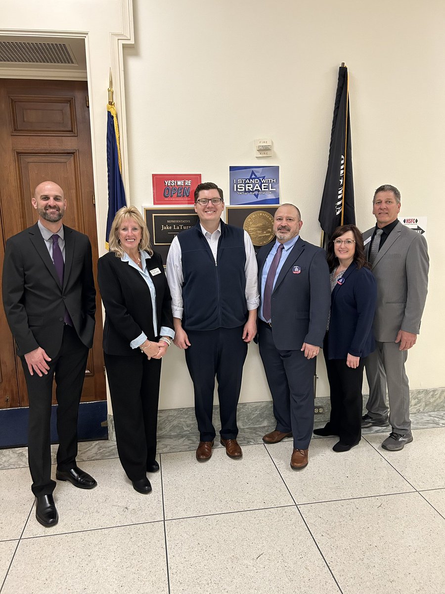 Thank you @RepLaTurner for meeting with @NASSP & @NAESP Admins. & your commitment to understanding the needs of Kansas schools. Looking forward to continued support for our students and schools! @KSPrincipals @USAKansas @SaccoEric @LesWatso @JohnBefort #PrincipalsAdvocate