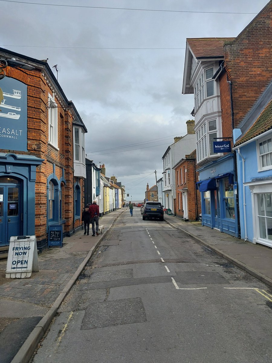 c_dolman's tweet photo. Lovely afternoon lunch, coffee and shopping in beautiful southwold with my dear friend #Gillbracey https://t.co/gOC04eba6i