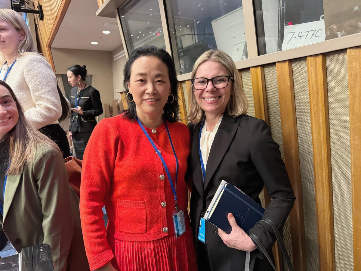 powerwinny's tweet photo. It’s an honor to meet Prime Minister of the Republic of Latvia @EvikaSilina and Managing Director of World Bank @bjerde_anna at on 11 March @UN
“ENDING ECONOMIC GENDER-BASED VIOLENCE”
#strategies, #solutionstowardssafer, #genderequal #economically #empoweredfuture @unwomenchief https://t.co/bbcWDY51wc