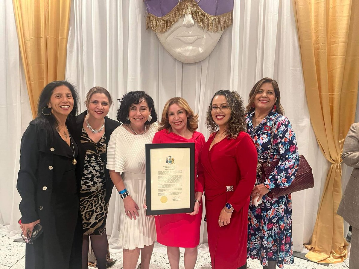 The SOMOS Legislative Conference has always provided inspiration and guidance to the mission of LILTA.

This year we are honored and humbled by a recognition from the NYS Comptroller Tom DiNapoli.  This honor we share with ALL our teachers and educators in NY! ¡Si se puede!