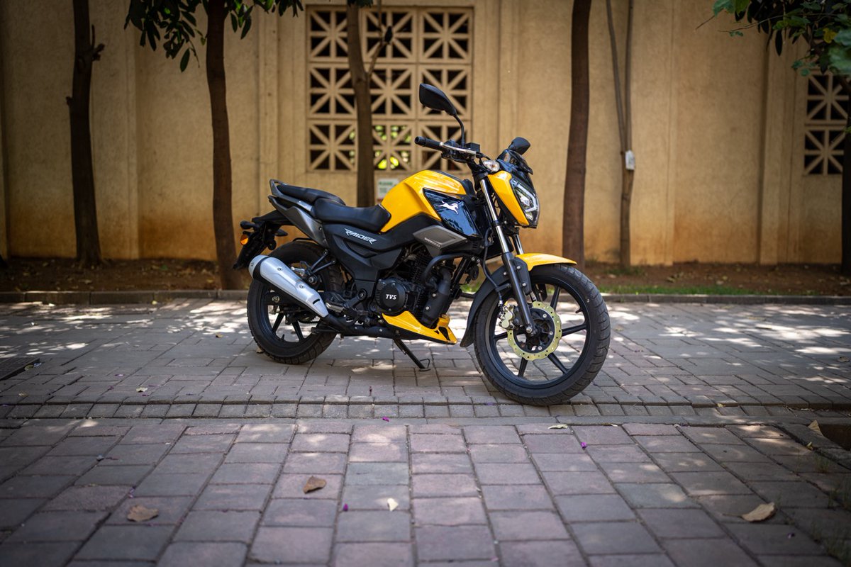 If you’re planning to buy a new 125cc premium commuter motorcycle, you just cannot miss the #TVS #Raider. It is the most value for money sporty commuter in its class, and offers the best price to performance ratio as well. @tvsmotorcompany #TVSRaider