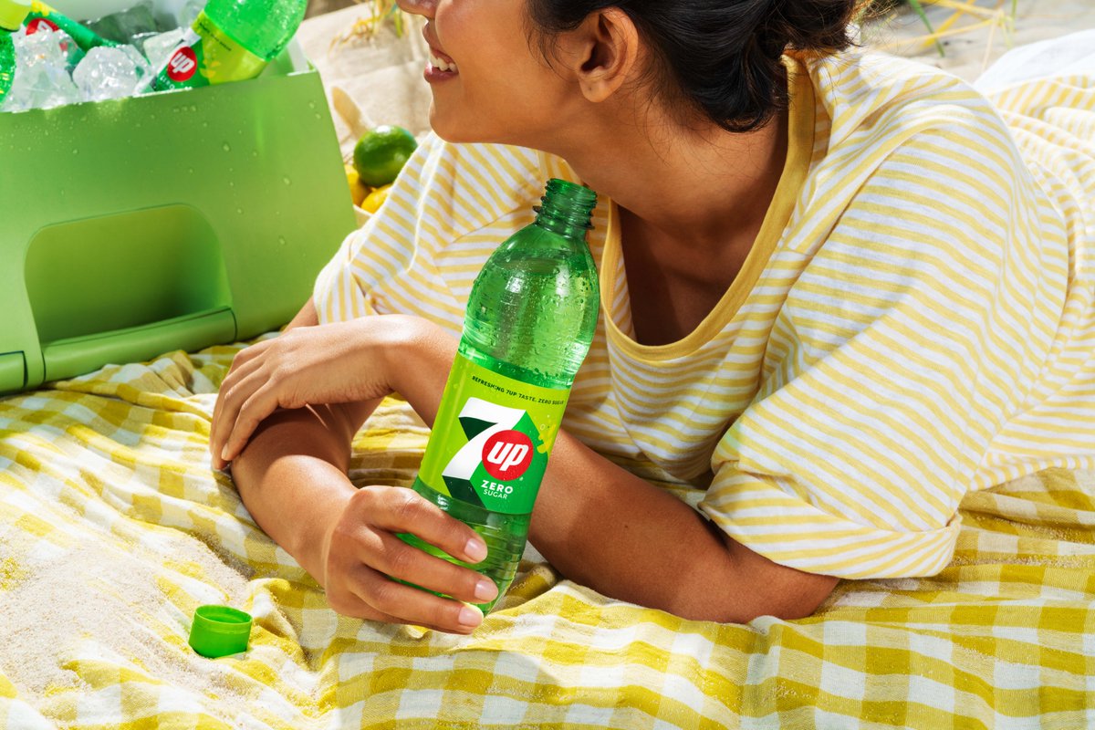 7UPZeroIRE's tweet image. Manifesting this being us in a few weeks 🏝