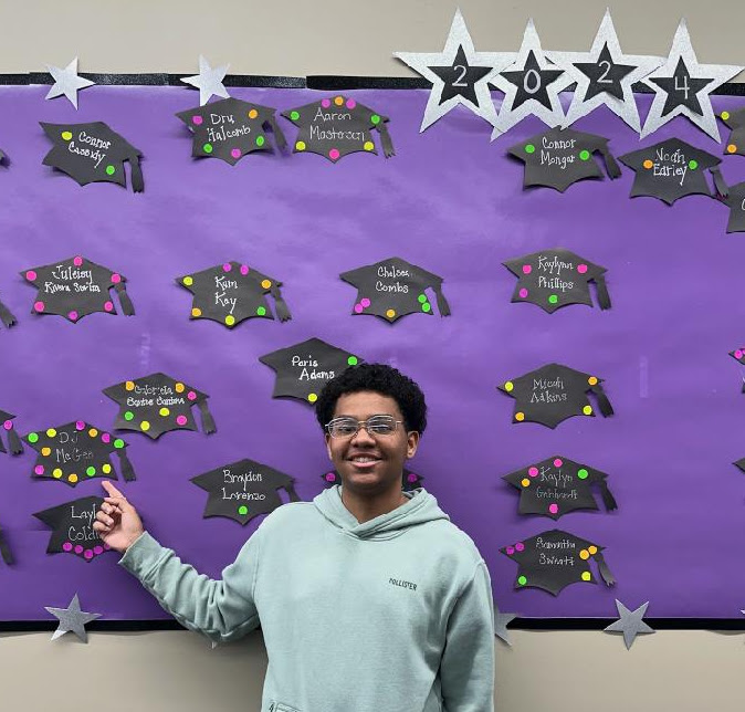 MVPMiddies's tweet photo. CONGRATULATIONS TO MIDD STATE'S NEWEST GRADUATE (AND 1st JUNIOR GRAD), DJ McGEE!!
#MiddieRising
#DJ_IsRising
#MiddiePride
#MiddStateGrad
#MiddStateFamily
#JuniorGrad
@Creekvw_Tweets
@Highview6th
@MMSMiddies
@MHSMiddieTweets https://t.co/f8ChdNDdRu