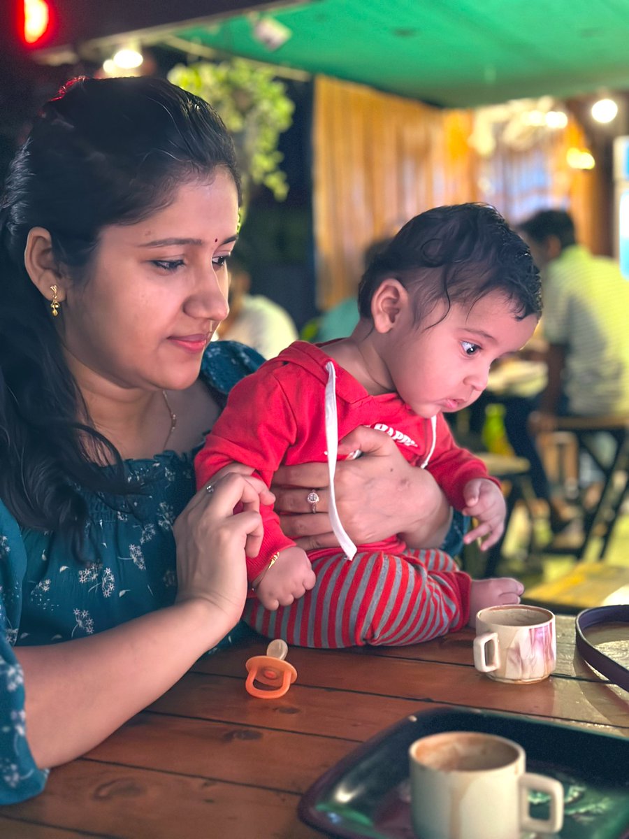 akm_ipl's tweet photo. #Familylove ❤️
#FamilFun #tealovers ☕️🫖🧋
Both my tea lovers in one frame 🖼️ https://t.co/ULkR0Hju5I
