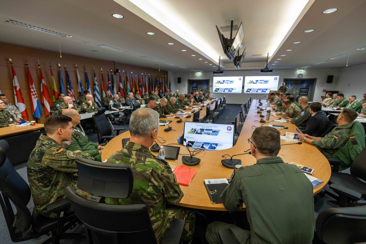 JointAirPower's tweet photo. Hosting the #ThinkTankForum with #HQAIRCOM is a remarkable experience. The convergence of minds from #JAPCC and AIRCOM together with the community of interest to discuss future air and space power challenges highlights the strength of our collaboration. #StrongerTogether https://t.co/sihbQqgRbB