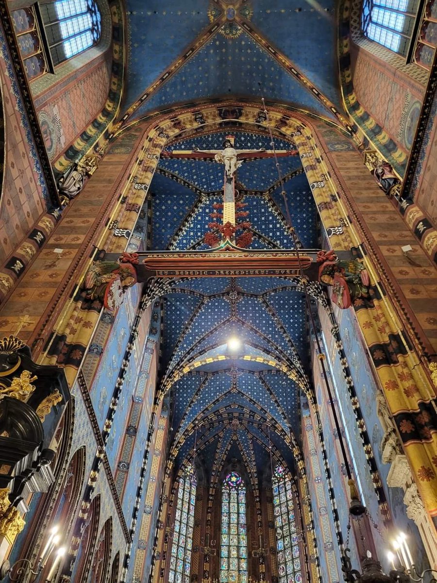 IES VADINIA tweet media