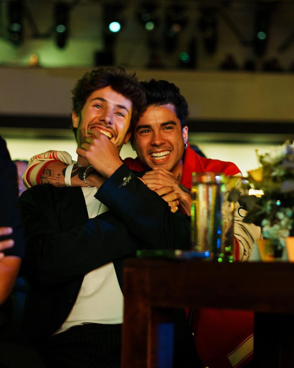 JuanpaZurita's tweet photo. 10 años materializando sueños juntos. Te amo cabron @mariobautista_ https://t.co/Xr6eRr3UuL