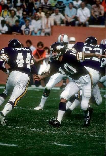 @ChuckForeman and @Fran_Tarkenton and @edwhiteart . Loved watching these guys.