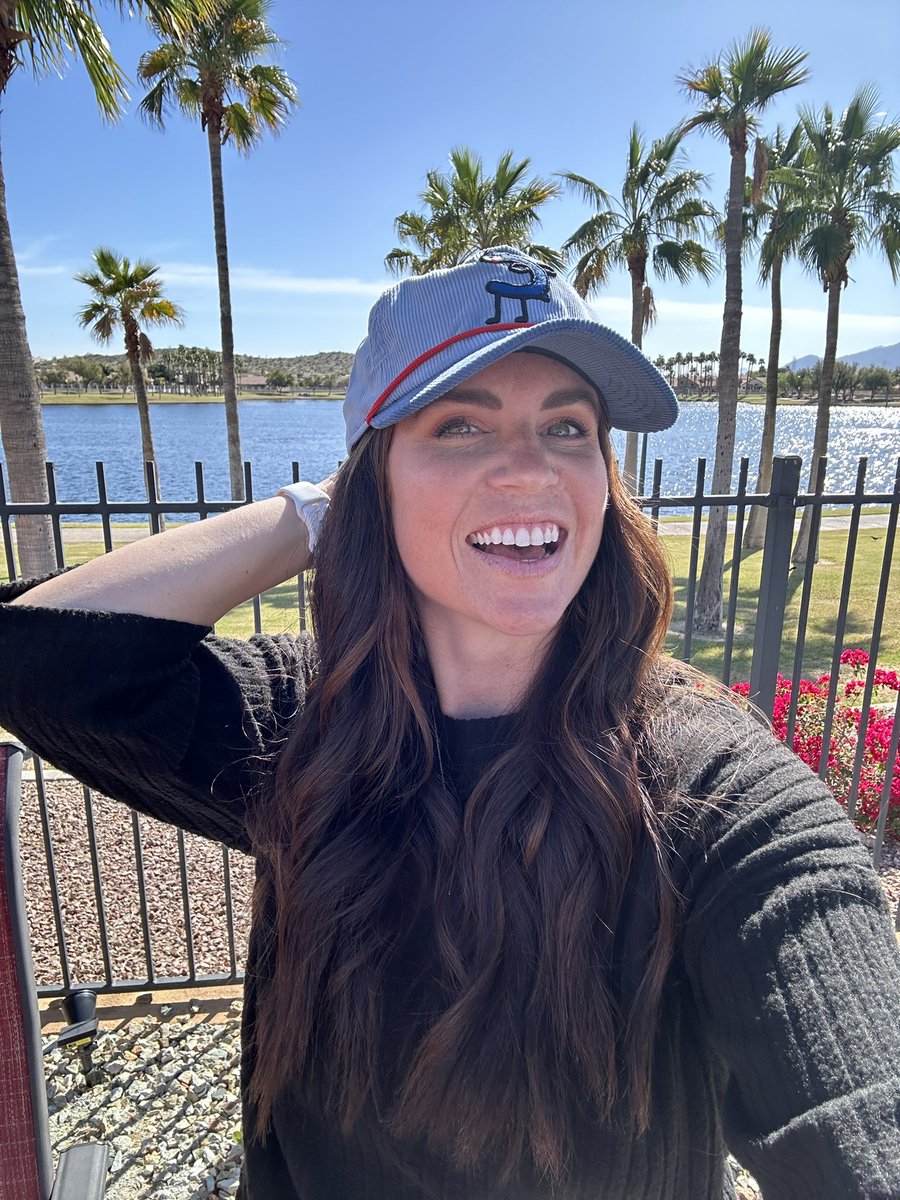 caitlinhendrix's tweet photo. Chicago fans, it’s giveaway time!

You want this hat? (Rhetorical question bc I know you do) Well, thanks to @officialeague it can be yours!

Here’s how to win:
1. Like and retweet this post
2. Follow me and @officialeague 

Winner will be announced in 24 hours!

GOOD LUCK! https://t.co/psxduUJWuy