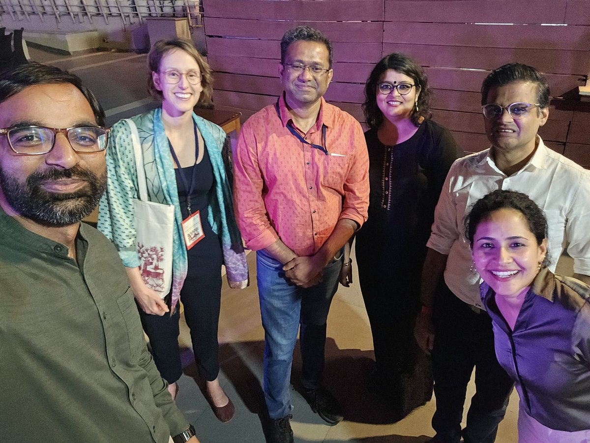 And its a wrap on #YIM2024 meeting. Glad to have met several tweeps in real life. @sharmaG30 @Abhadra7. @StructBioinfo is too overwhelmed with this meeting to smile 😂