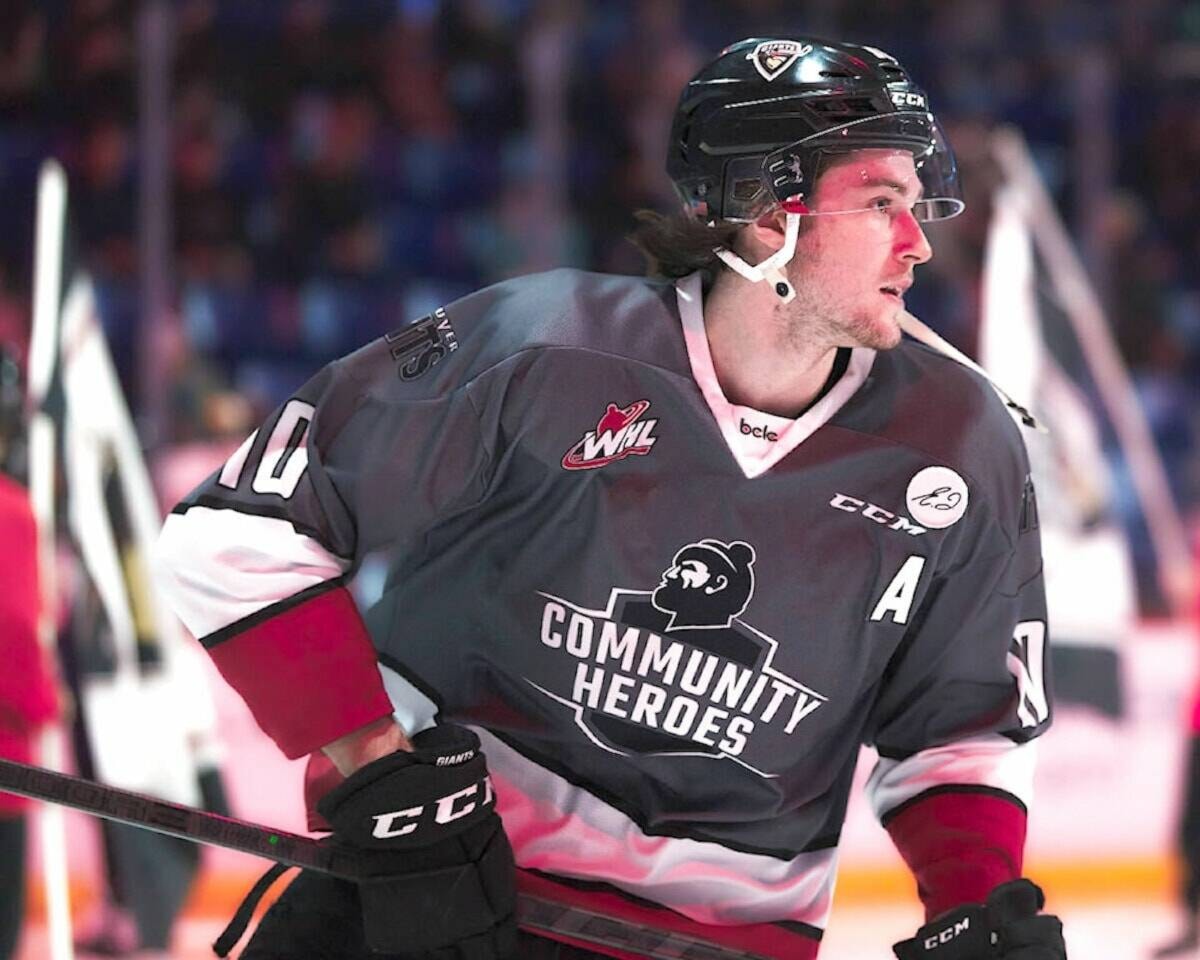 VIDEO: Former Vancouver Giants captain Zack Ostapchuk makes NHL debut with Senators dlvr.it/T41plf