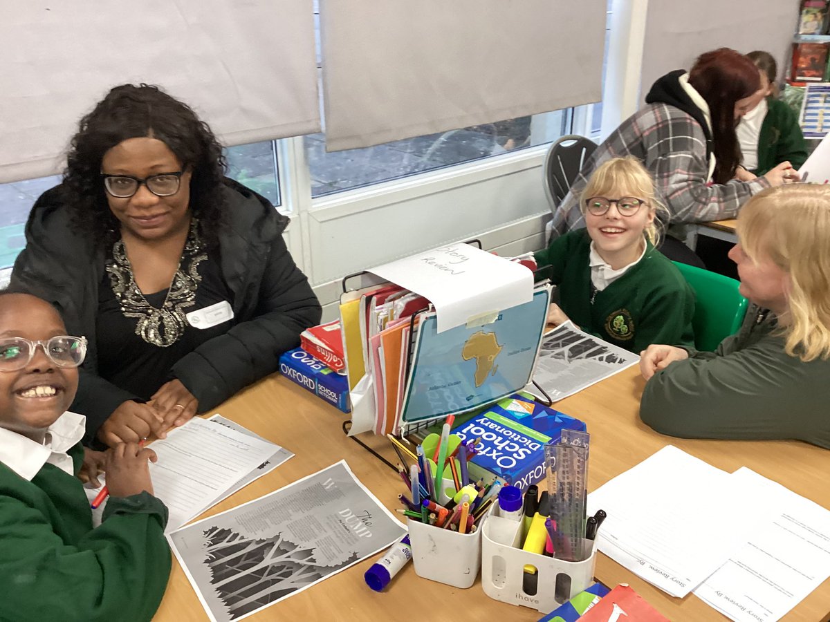 HighwoodPrim5D's tweet photo. A lovely afternoon of reading activities for Year 5 SPLAT. Thank you all parents and carers who were able to attend, we hope you enjoyed it 😁 https://t.co/gpb6suaVOD