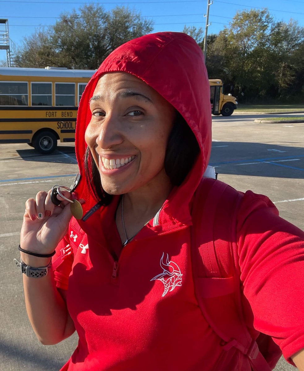 DullesGBB's tweet image. Please take a moment to help us celebrate our AMAZING leader. Happy Birthday Coach Jamerson! Thank you for all that you do for the LVB program and Dulles High School. We are extremely blessed to have such a fearless leader. @ChristinaJamer4 

@DHS_Vikings @DHSAthletics550