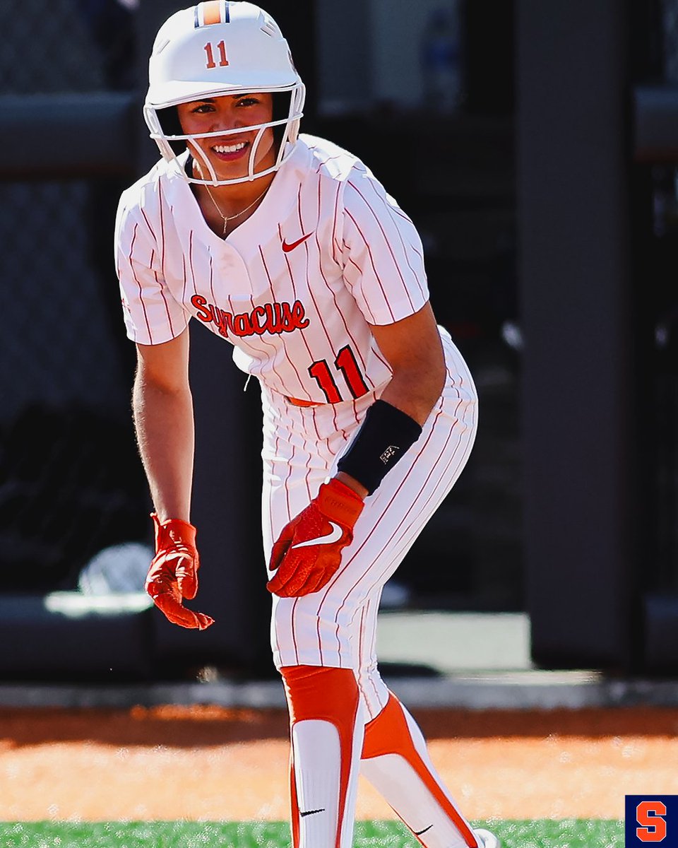 Speedy. 💨🍊

Angel Jasso has a triple in three straight games and a stolen base in five straight.