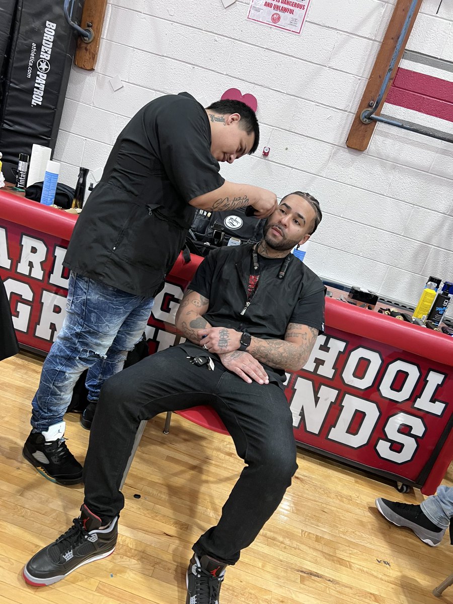 HHSGreyhounds's tweet image. Big Thank You to Our Hubbard College &amp;amp; Career Coaches. Mrs. Basile &amp;amp; Mrs. Vargas. For putting together Our 2024 Trade &amp;amp; College Fair. 
#Hubbard#Trade#College