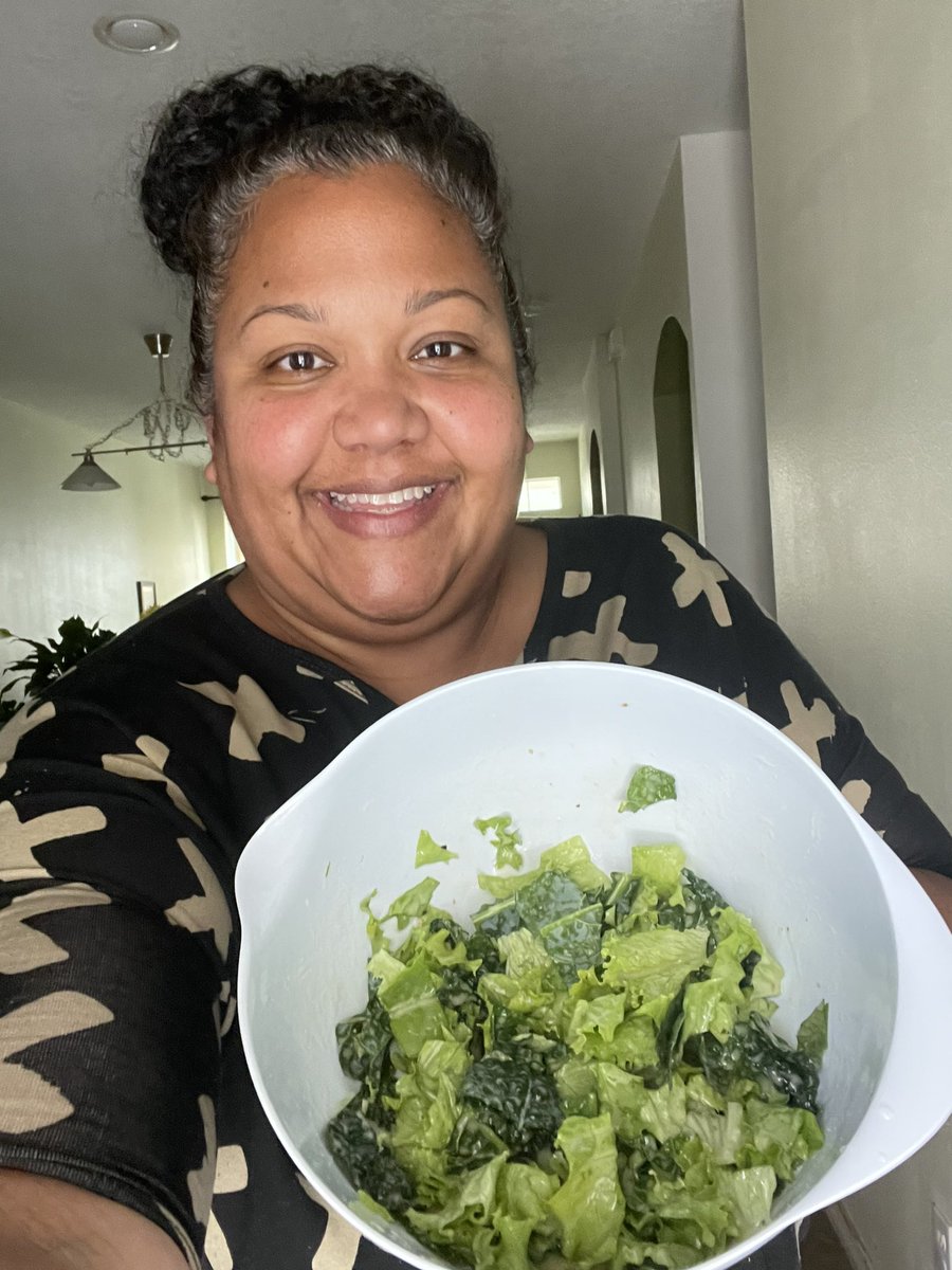 Nothing better than preparing a chopped salad from kale and bibb lettuce harvested TODAY @AvalonElem_OCPS by the Explorer’s Nature Club! In case you’re wondering, yes, it was deliciously fresh! #WeAreAvalon #AlwaysGrowing