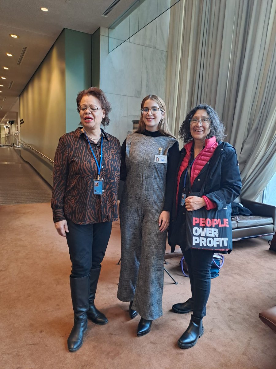 PSI delegation meets with representatives of Ecuador government to push our priorities at #UNCSW68  
See here: publicservices.international/resources/news…