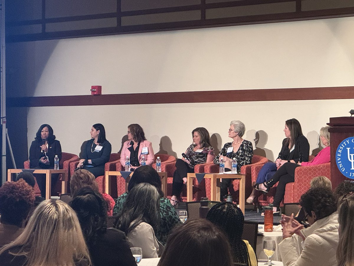 Danya Tiara Woods, Ed.D. (@letsgodrwoods) on Twitter photo Listening to the #DaretoLead cohort share about their experiences within brave spaces for their leadership. It’s encouraging to hear <a href="/dr_rutter/">Gayle Rutter</a> be nonnegotiable about her personal growth. 📝 #womenwinning <a href="/atraversDE/">Alison Travers</a> <a href="/UDelaware/">Univ. of Delaware</a> @UD_DASL #CelebratingOurResilience Listening to the #DaretoLead cohort share about their experiences within brave spaces for their leadership. It’s encouraging to hear <a href="/dr_rutter/">Gayle Rutter</a> be nonnegotiable about her personal growth. 📝 #womenwinning <a href="/atraversDE/">Alison Travers</a> <a href="/UDelaware/">Univ. of Delaware</a> @UD_DASL #CelebratingOurResilience