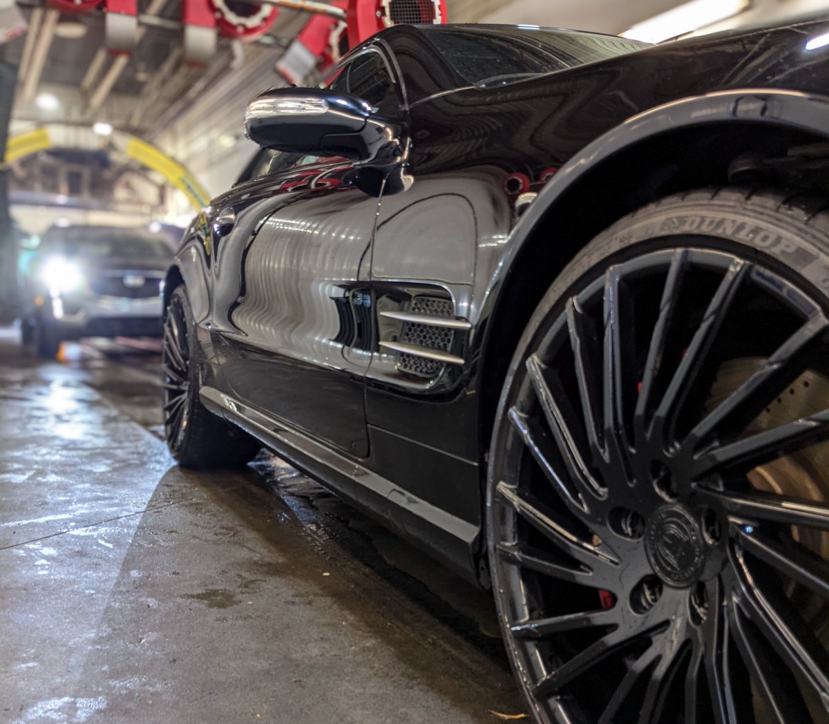 bubblescanada's tweet image. Feeling the mid-week slump? 😴 Shake off those midweek blues with a refreshing car wash at Bubbles! Treat yourself and your ride to a sparkling clean experience. You&apos;ll be amazed at how a little TLC for your car can lift your spirits! 🚗✨ #MidweekPickMeUp #CarWashWednesday