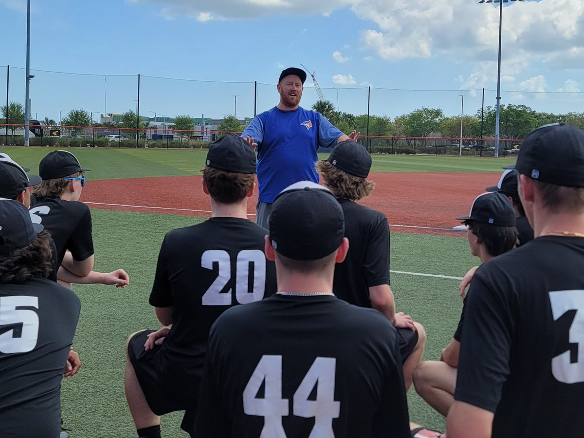 ONTProspects's tweet photo. A huge thank you to @JesseLitsch for taking the time to come out and work with our @ONTProspects players today at @usssaspacecoast Complex.  So much learning to take away with them today.

#BetterEveryDay #EBLO #PickeringBaseball @pickering_pba @DarrylReid2066 @Dannyberg98 @maxdennison19