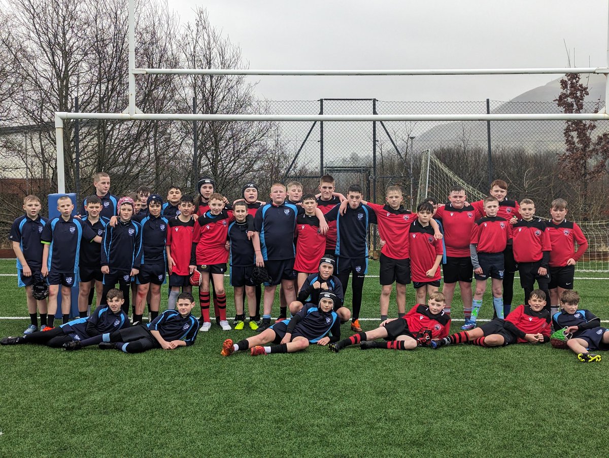 Well done to the Year 8 boys who travelled over to Idris Davies School for a tough battle today.

Both teams showed excellent commitment, with the hosts scraping it 14-12. 

Well done to all the boys involved, you represented your schools brilliantly. @Year8_YGTCS