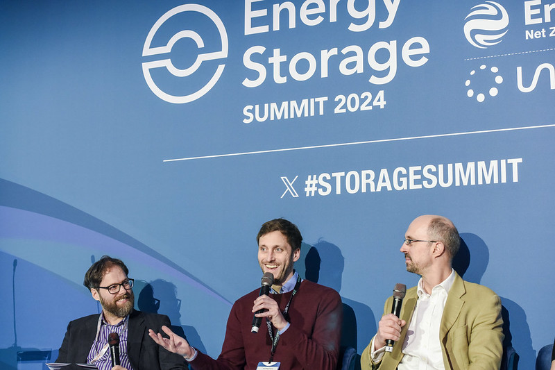 TechTrendHub's tweet image. #ACCURE CEO highlights #BatteryAnalytics' key role in enhancing #BESS projects, crucial for CFOs and technical teams alike.