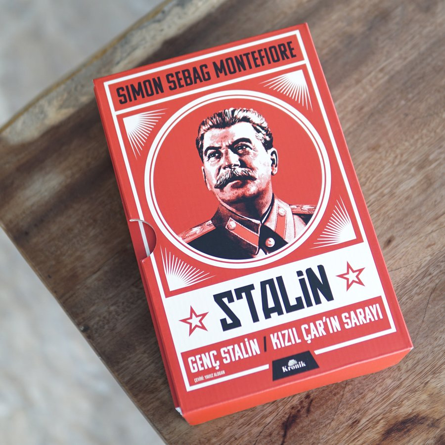 '[Montefiore] Stalin’in karizması, jeopolitik meseleleri esrarengiz bir şekilde kavraması, yabancı devlet adamlarını zekice idare etmesi ve edebiyata olan gerçek tutkusu gibi niteliklerini anlatırken de titizlikle adil davranıyor.' – Antony Beevor amzn.eu/d/hwdoFCN