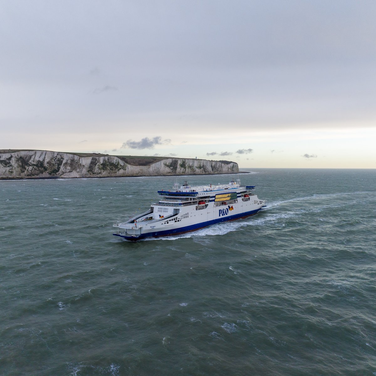 Exciting times ahead as our brand new ship, the P&O Liberté has been busy completing her sea trials off the coast of Dover! ⚓