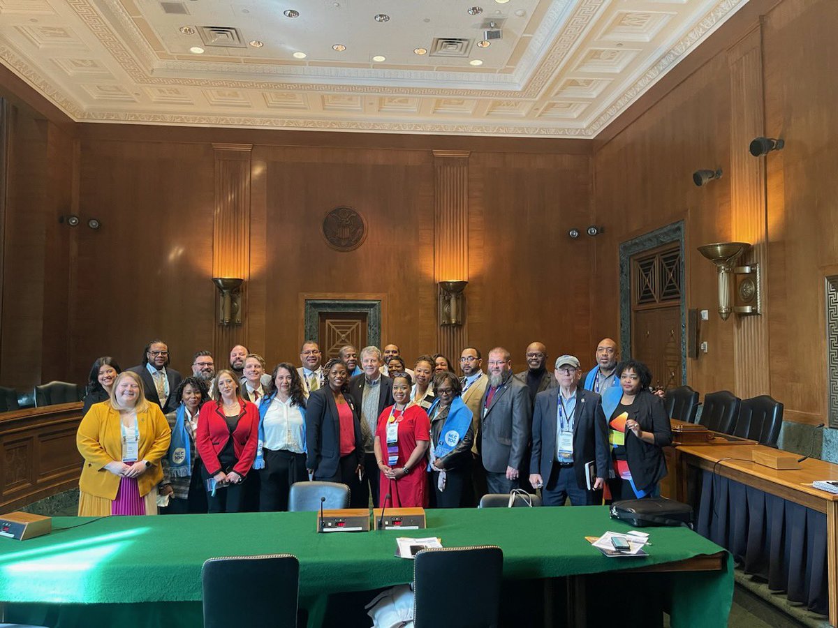 Started the day with <a href="/SenSherrodBrown/">Sherrod Brown</a> and my colleagues <a href="/CleCityCouncil/">CleCityCouncil</a> and fellow local elected leaders to discuss #Infrastructure #LocalFunding and other issues important to Ohioans.

Thanks for the hospitality Senator and  <a href="/leagueofcities/">National League of Cities</a> for organizing #CCC24