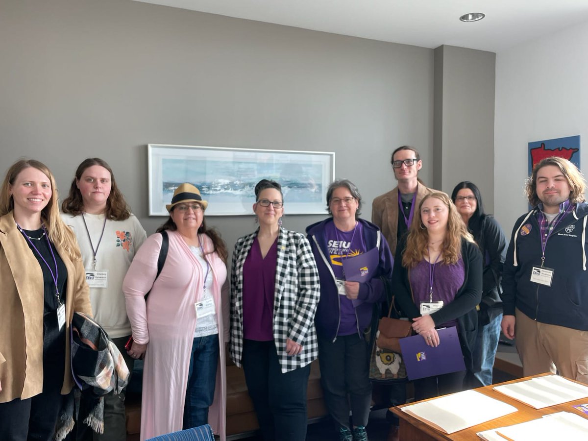 Solidarity with Registered Nurse and worker champion Senator <a href="/LizBoldonMN/">Sen. Liz Boldon</a>! Thank you for meeting with SEIU members today! #mnleg