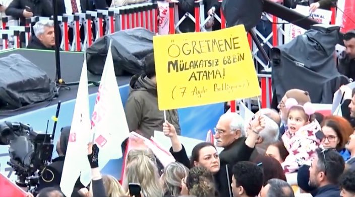 Haykırıyoruz #HAYKIRIYORUZMülakatsız68Bin