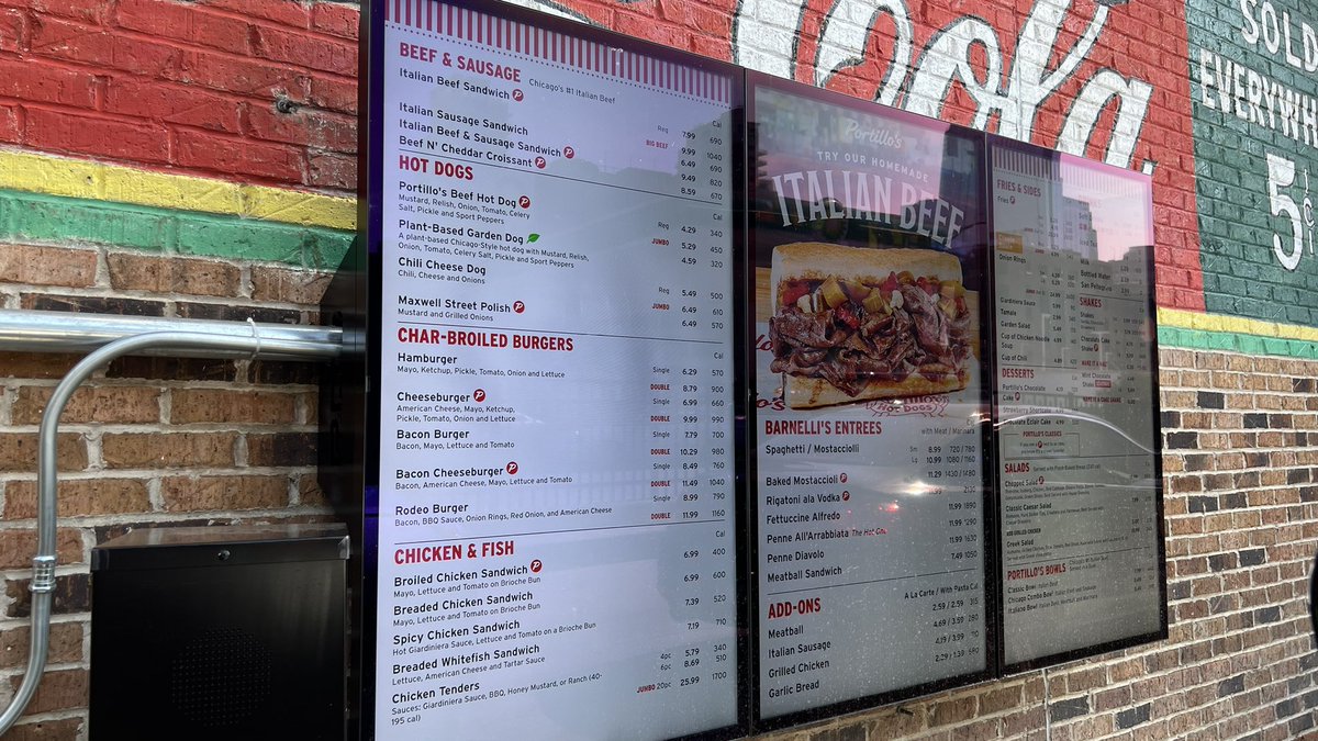 TheOrigMrJoeyP's tweet photo. βYeah, can I get a cheese fry and some more votes for Joey P please?β #VoteJoeyP #VoteBum #108Tourney https://t.co/tpXvbE0iEN