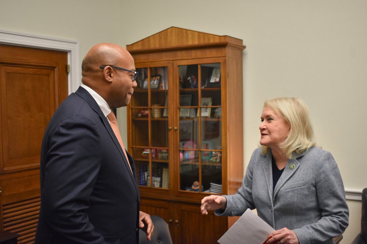 Had a productive morning meeting with stakeholders from @AAHOA and @VantageScore. These discussions are crucial for understanding and advocating for the needs of our constituents.