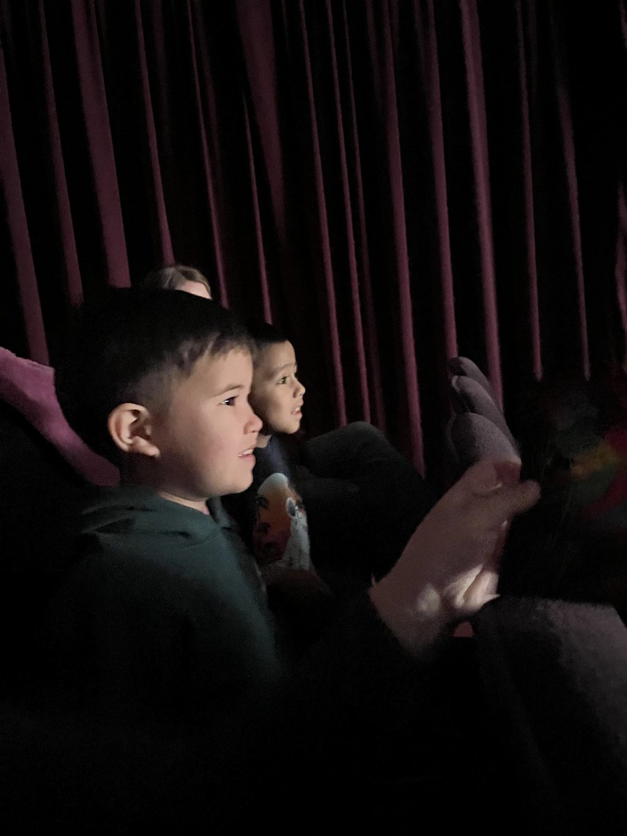BedwellSchool's tweet photo. Field trip season has begun! Yesterday our preschoolers saw the Cat in the Hat at MPAC. So fun! https://t.co/lMfXFij99o