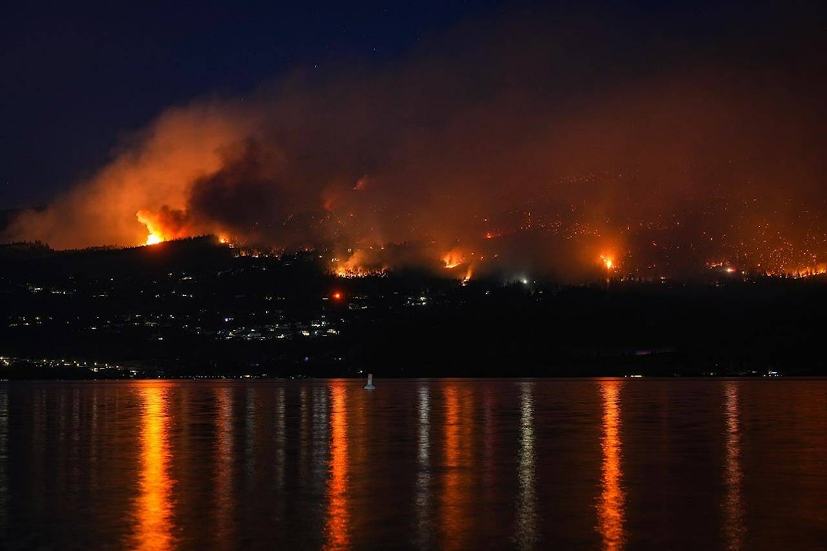 Night no longer providing reprieve to those battling B.C. wildfires dlvr.it/T41s4P