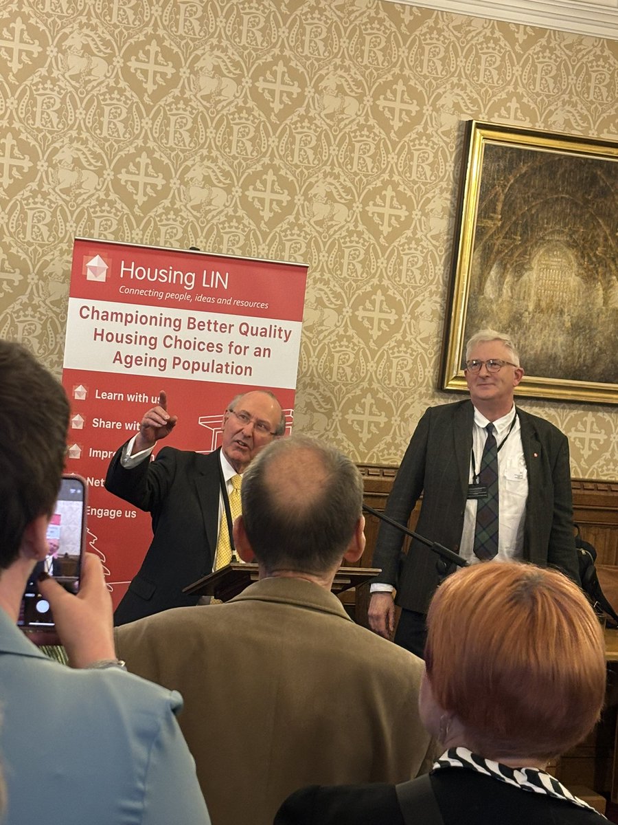 franburrows's tweet image. Great afternoon at the House of Lords with Lord Best and @HousingLIN lots of good discussions and sharing experiences thinking about how we can do more to support older people