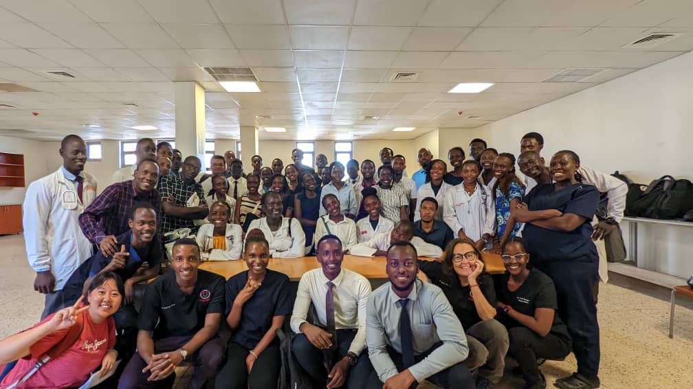 So... we start an Emergency Medicine Interest Group at Makerere medical school at the start of the school year and over 200 students join. Then we hold a CPR and defibrillation workshop today -- and these faces turn up to learn. Happy times. @EmMakerere @Seed_Global @Yale_EM