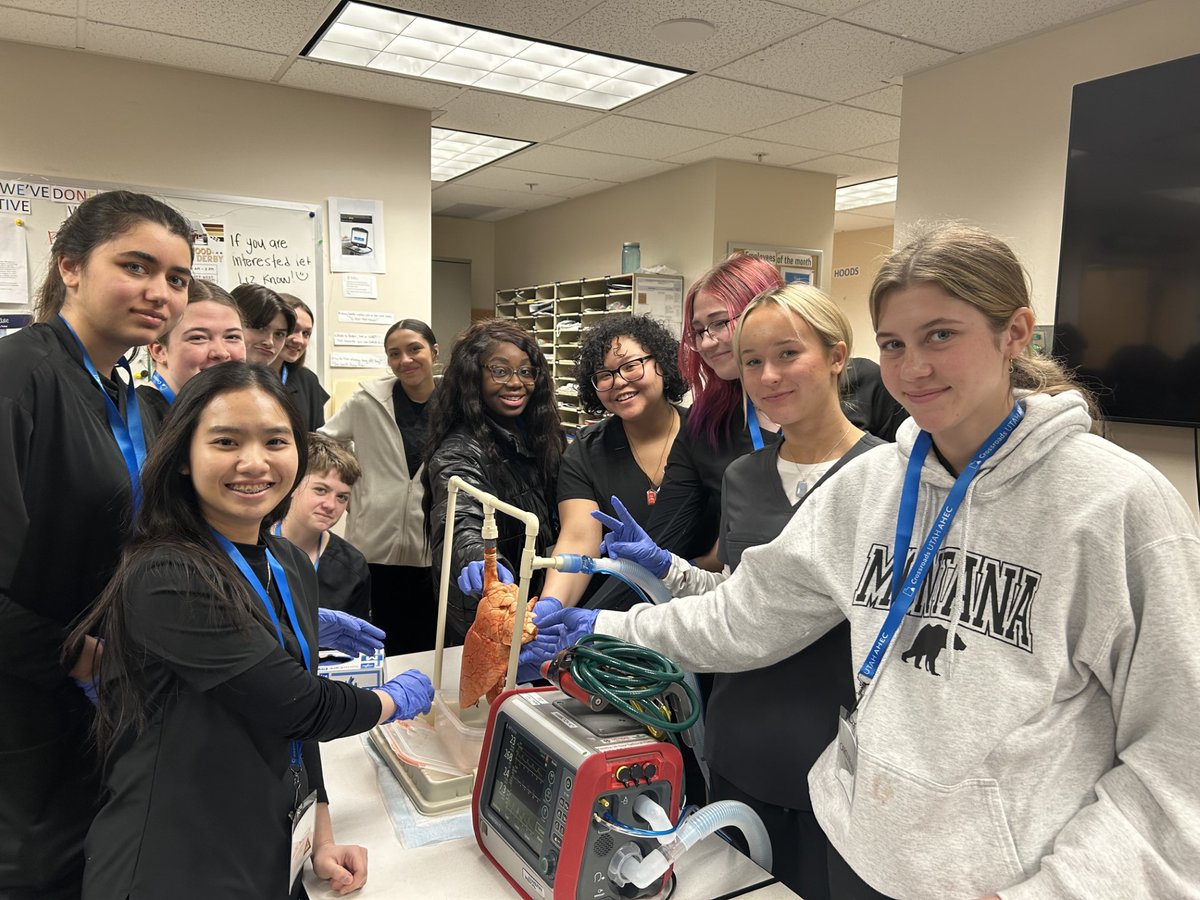 CrossroadsAHEC's tweet photo. A few pictures of our Internship program at Intermountain last week! 🌟 https://t.co/gMuJylqf3K
