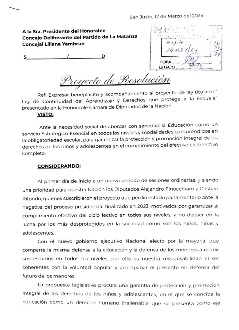 alefinocchiaro's tweet photo. Basta de perjudicar a los chicos! Gracias @ferreyradilella y @nrperuyera por acompañar desde el Concejo Deliberante y el Consejo Escolar de #LaMatanza el proyecto ley para declarar a la Educación como servicio estratégico esencial.

#ConMásEducaciónGanamosTodos
#EducaciónEsencial https://t.co/S0kNXLdTzk