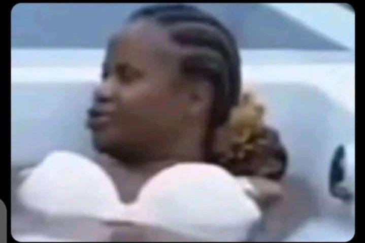 "Babe chi charisma chija nchopepela usazaimbe nacho nyimbo"