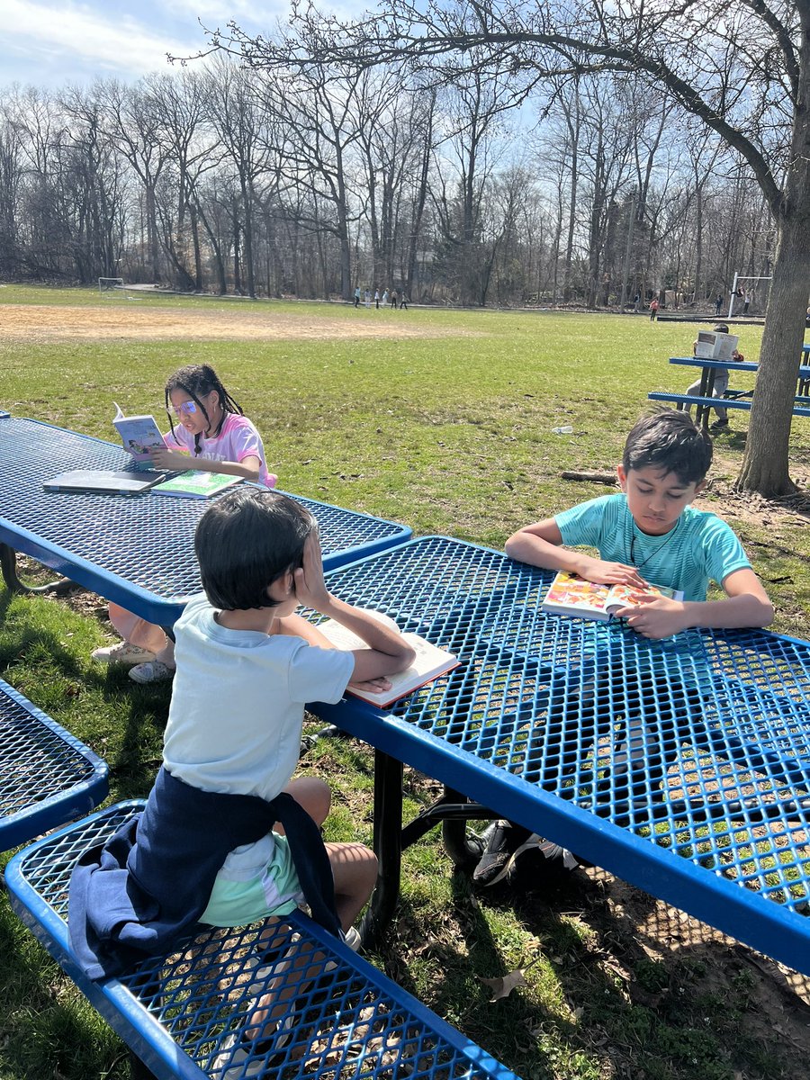 A beautiful day for reading outside! ☀️📖
