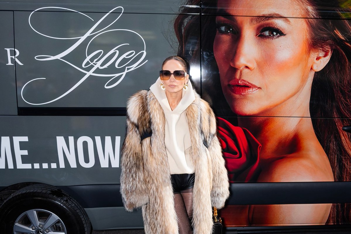 Jennifer Lopez Quietly Cancels 7 Concerts From Upcoming Tour

More: rollingstone.com/music/music-ne…