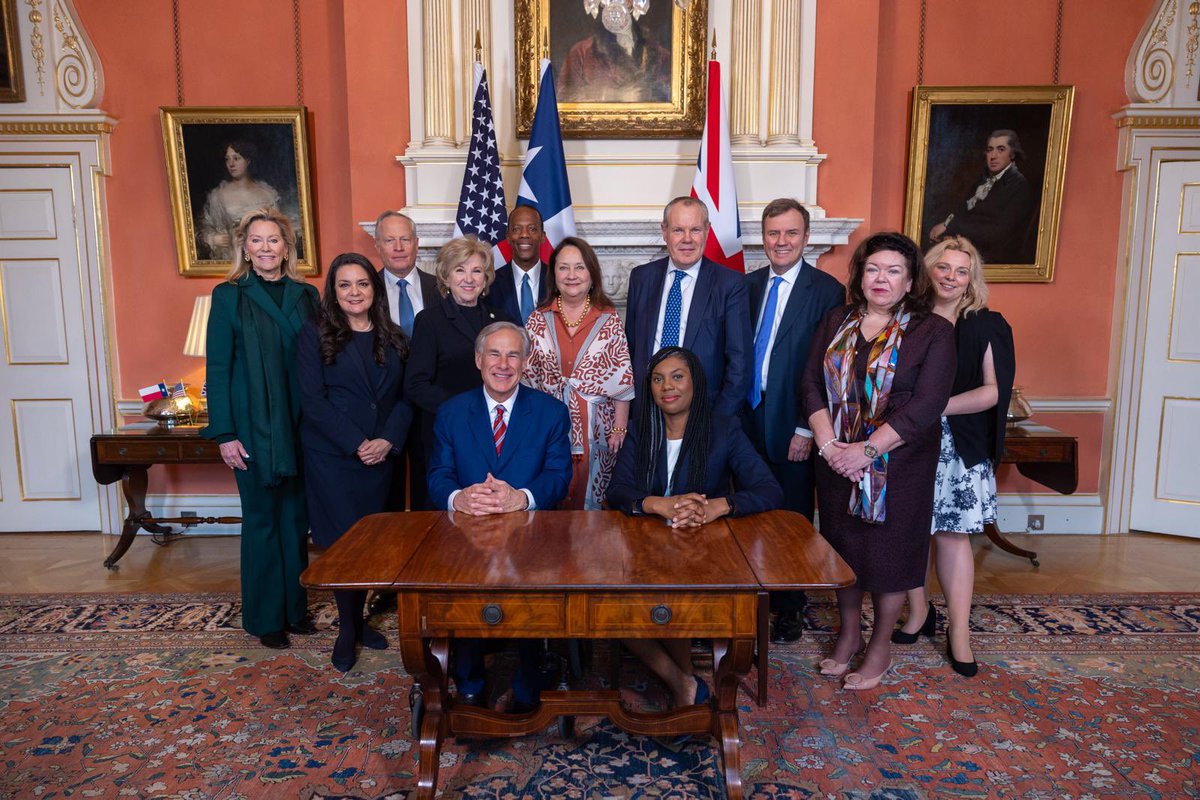 Our 8th trade MoU with a US state was signed today alongside Texas Governor @GregAbbott_TX! Texas has a GDP of nearly £2tn (bigger than 🇪🇸🇦🇷🇸🇪) & our trade in goods was worth over £14bn in 2023. This new cooperation will help us take our trade relationship to the next level⬆️