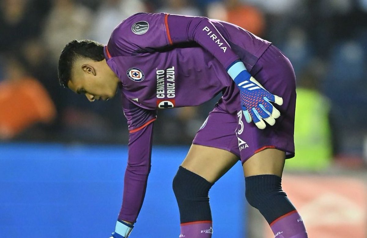 ¡SE VAN BOLETOS PARA EL <a href="/CruzAzul/">CRUZ AZUL</a> vs <a href="/ClubNecaxa/">Club Necaxa</a>! 🚂
 
1⃣ Sigue a <a href="/calientesports/">Caliente Sports</a> y a mí 

2⃣ Dale 🔁 y ❤️

3️⃣ Comenta quién es tu jugador favorito usando el hashtag #MásAcciónMásDiversión 🔥 

🎫 ¡Se regalarán pases dobles! 📲