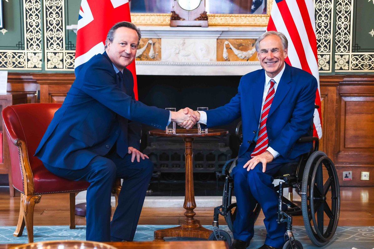 As our ninth largest trade partner, the United Kingdom plays a critical role in the Texas economic juggernaut. Honored to join Foreign Secretary @David_Cameron to discuss ways Texas and the U.K. can increase trade and strengthen our economic partnership.