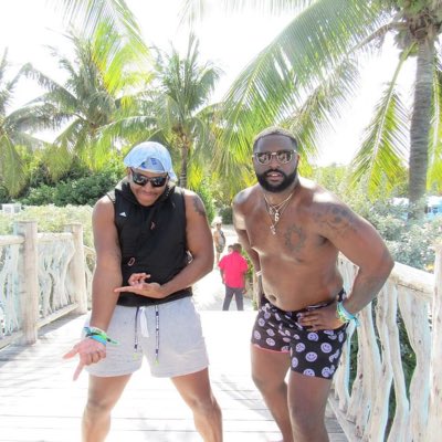 Brown21Marcus's tweet photo. #NewProfilePic https://t.co/g2iDTyNYhh