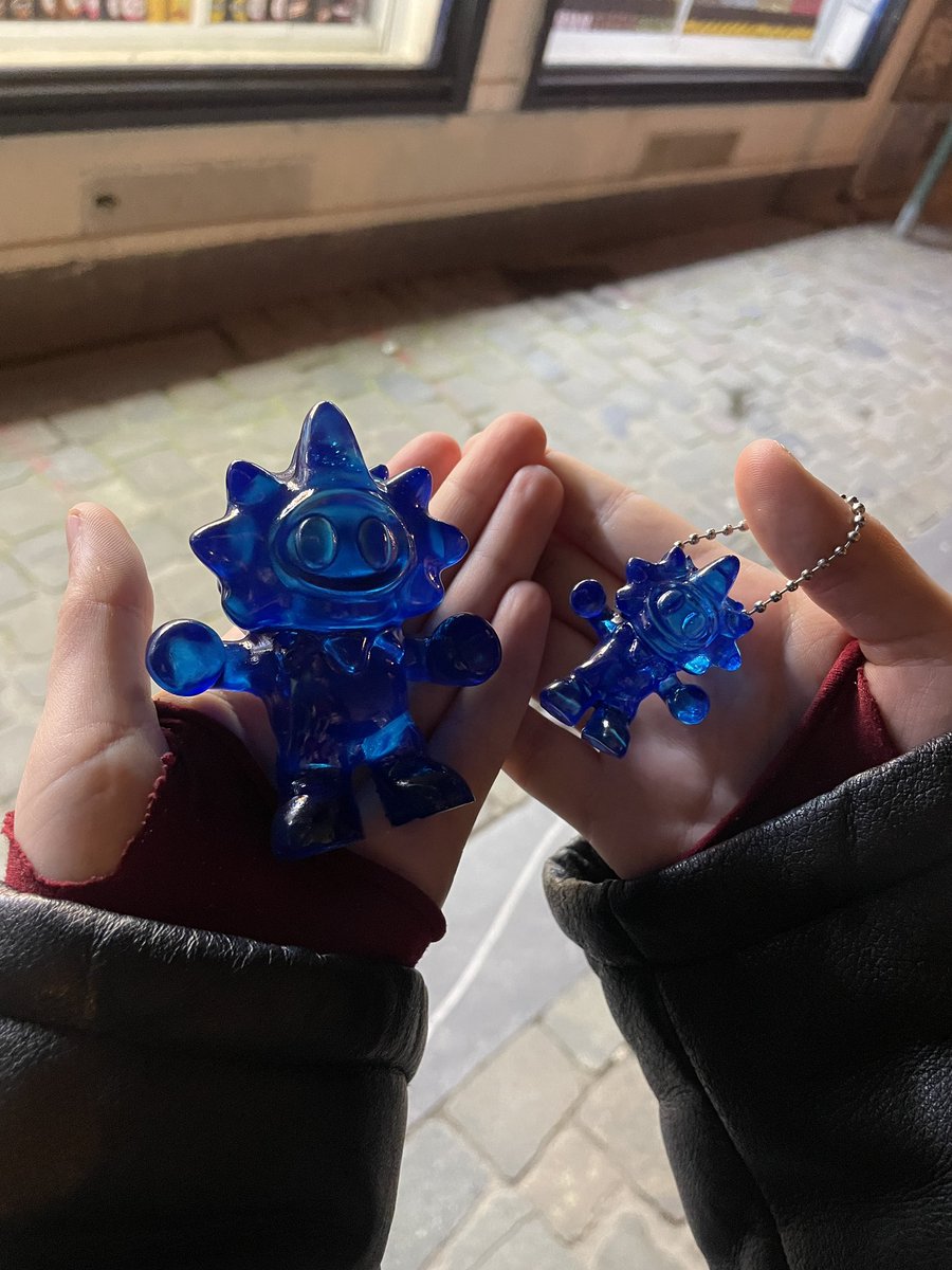 should i make big figurines too ?