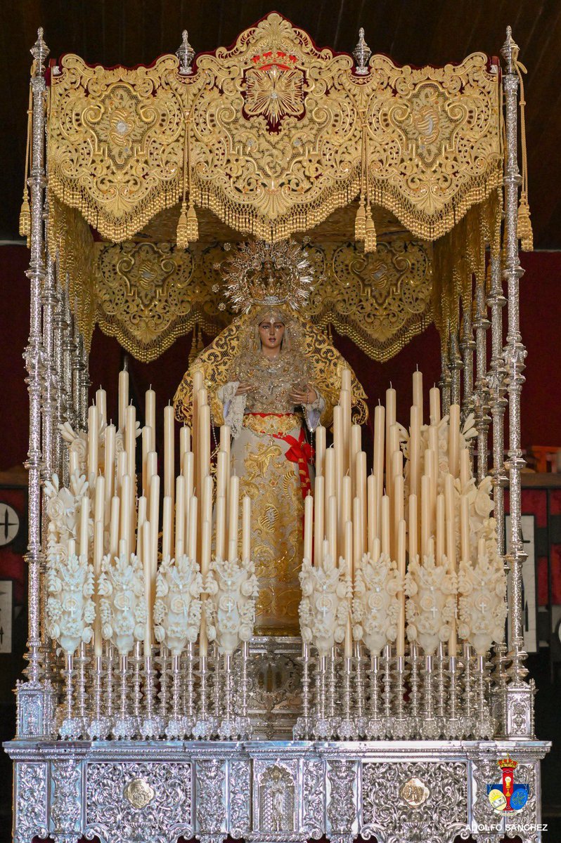 info_cofrade's tweet photo. ⚫️⚪️ 𝗔𝗖𝗧𝗨𝗔𝗟𝗜𝗗𝗔𝗗 | Nuestra Señora del Rosario de San Pablo en su paso de palio 
📸 @Hdad_SanPablo y Adolfo Sánchez https://t.co/9pXCBrnwZW